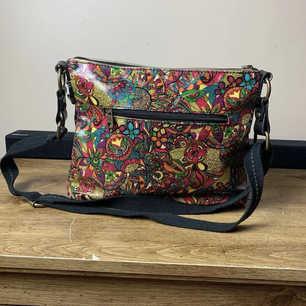 Sakroots Artist Circle Crossbody Shoulder Bag Floral Zippers Shiny Boho Hippie